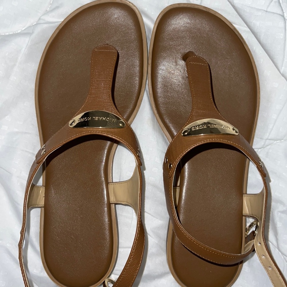Michael Kors sandles size 7